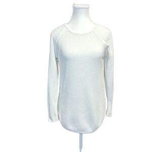 Athleta Woman’s Textured White Long Sleeve Top Side Zipers XS